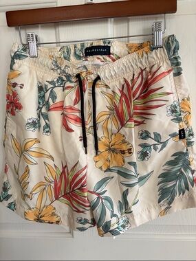 Aeropostale Cream Tropical Floral Hybrid Shorts with Multicolor Leaf Print